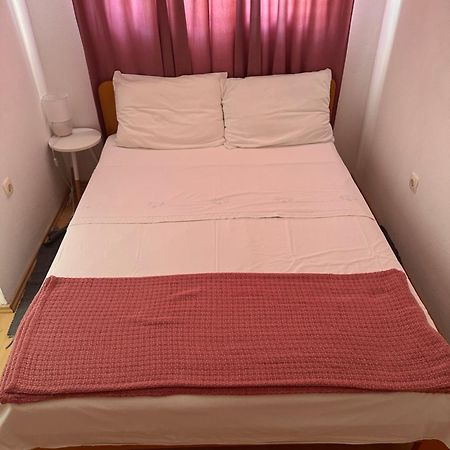 פרימוסטן Apartmani Dekovic מראה חיצוני תמונה