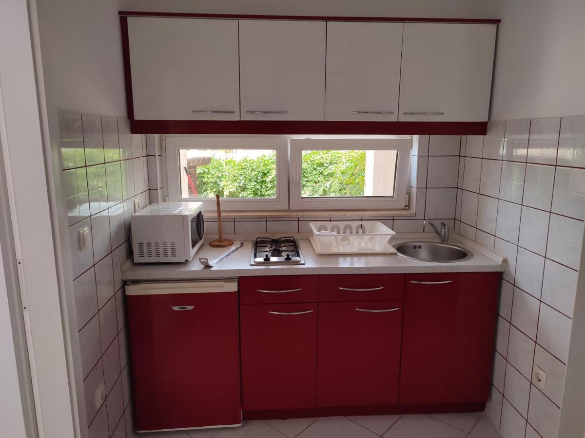 פרימוסטן Apartmani Dekovic מראה חיצוני תמונה